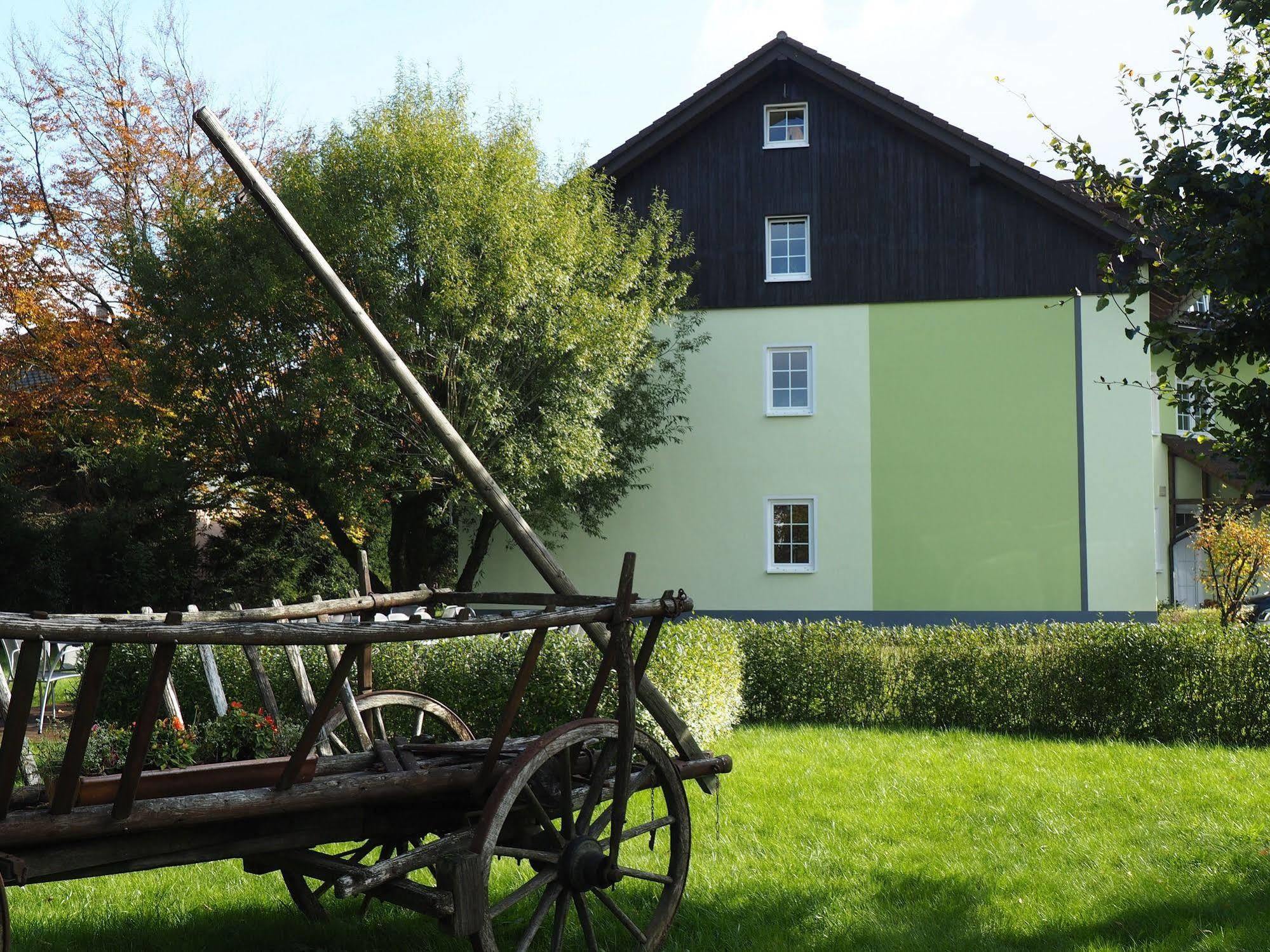 Rennsteighotel Herrnberger Hof Neuhaus am Rennweg Exterior foto